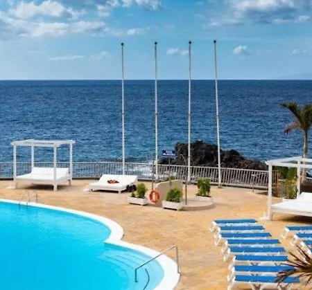 Beautiful 2-Bed And 2-Bathrooms Apartment Fully Furbished
